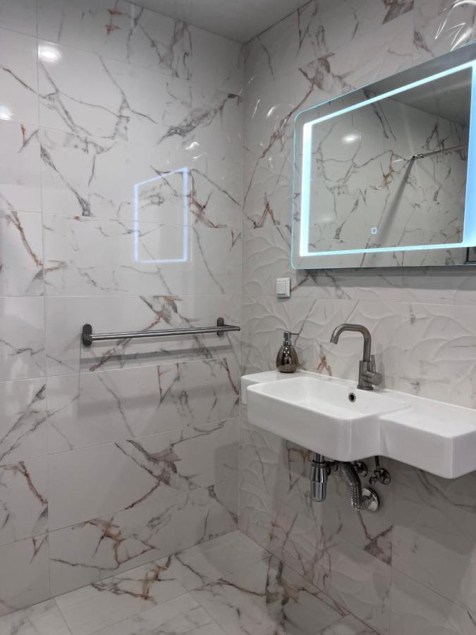 A-Brilliant, New! Spacious & Modern Apartment In Varna Whit Garage Exterior foto